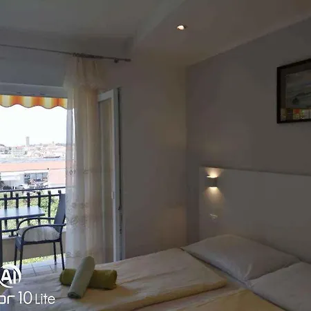 Apartamento In Banjol/insel Rab 36260 *